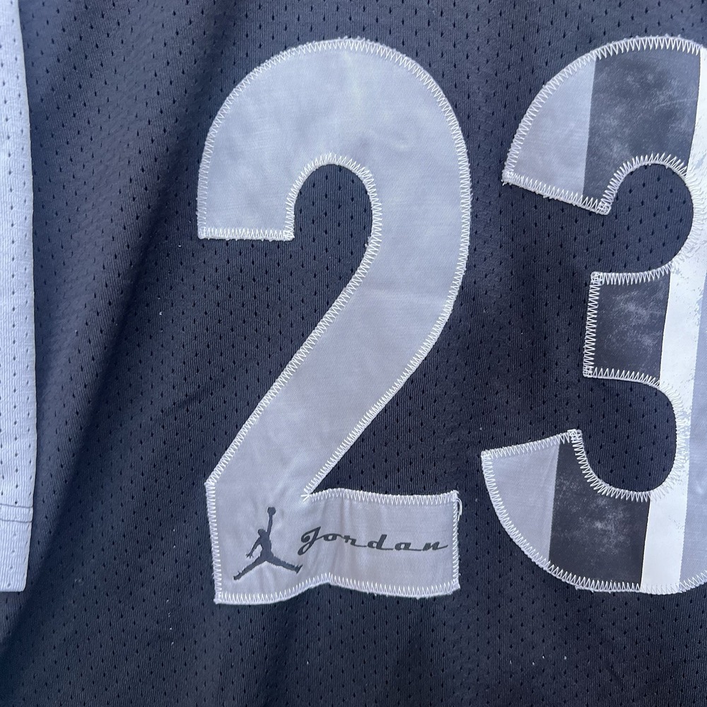 Jordan Men's Black and White Jersey Shirt - Picture 7 of 8